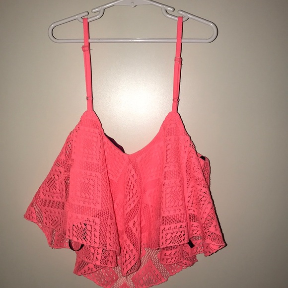 Super cute knitted coral crop top. - Picture 2 of 3